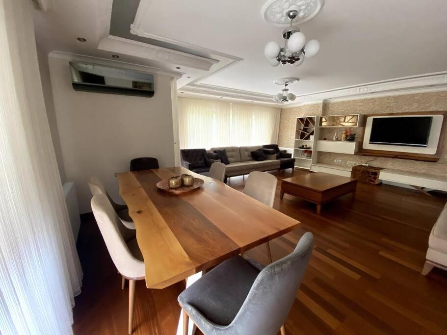 Sisli Nadide Sokak D:5 1+1 İstanbul